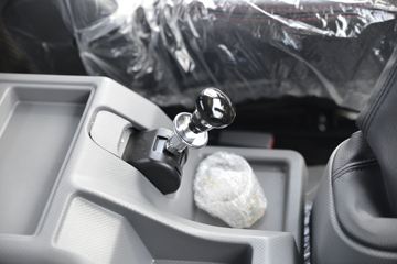 ���� ����V8 170���� 4X2 5.48���Ű���ʽ�ػ���(����)(HFC5118XXYP61K1D7S)ͼƬ