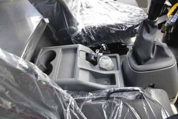 ���� ����V8 170���� 4X2 5.48���Ű���ʽ�ػ���(����)(HFC5118XXYP61K1D7S)ͼƬ