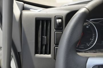 ���� ����V8 170���� 4X2 5.48���Ű���ʽ�ػ���(����)(HFC5118XXYP61K1D7S)ͼƬ