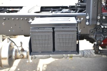 ���� ����V8 170���� 4X2 5.48���Ű���ʽ�ػ���(����)(HFC5118XXYP61K1D7S)ͼƬ