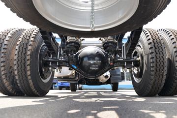 ���� ����V8 170���� 4X2 5.48���Ű���ʽ�ػ���(����)(HFC5118XXYP61K1D7S)ͼƬ