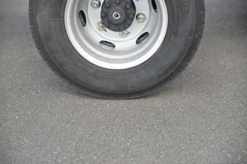 ���� ����A8 150���� 4.15�׵�����ʽ�ػ���(����)ͼƬ