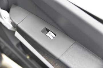 �ɵ� W5 130���� 4.16�׵�����ʽ�Ῠ(����)ͼƬ