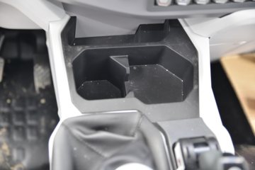 �ɵ� W5 130���� 4.16�׵�����ʽ�Ῠ(����)ͼƬ