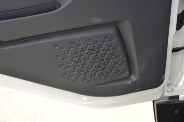 �ɵ� W5 130���� 4.16�׵�����ʽ�Ῠ(����)ͼƬ