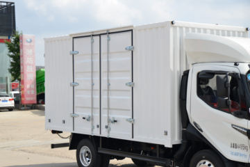 �ɵ� W5 130���� 4.16�׵�����ʽ�Ῠ(����)ͼƬ