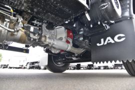 康铃J5&nbsp;载货车底盘                                                图片