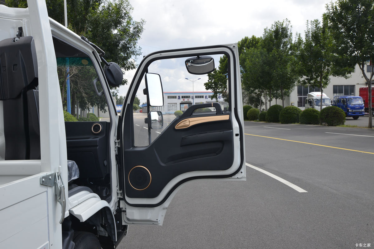 ���� ����J6 130���� 4.18�׵��������Ῠ(����)(HFC1043B21K1C7S)��ʻ��                                               