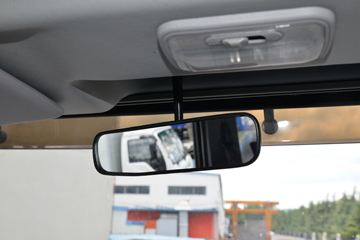 ���� ����˹V9 220���� 4X2 9.6����ʽ�ػ���(����)(HFC5181XXYB80K1E4S)ͼƬ