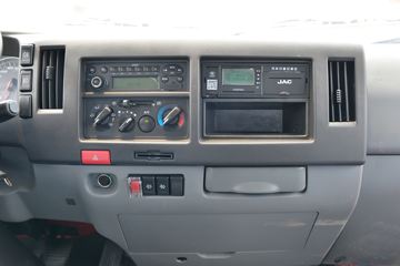 ���� ����˹V9 220���� 4X2 9.6����ʽ�ػ���(����)(HFC5181XXYB80K1E4S)ͼƬ