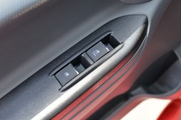 ���� ����˹V9 220���� 4X2 9.6����ʽ�ػ���(����)(HFC5181XXYB80K1E4S)ͼƬ