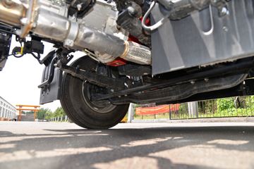 ���� ����˹V9 220���� 4X2 9.6����ʽ�ػ���(����)(HFC5181XXYB80K1E4S)ͼƬ