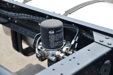 ���� ����˹V9 220���� 4X2 9.6����ʽ�ػ���(����)(HFC5181XXYB80K1E4S)ͼƬ