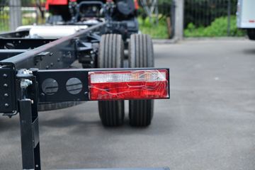 ���� ����˹V9 220���� 4X2 9.6����ʽ�ػ���(����)(HFC5181XXYB80K1E4S)ͼƬ