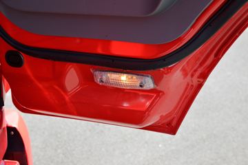 ���� �����K6L�п� ��ֵ�� 200���� 4X2 6.8����ʽ�ػ���(����)(HFC5161XXYP3K2A50KS)ͼƬ