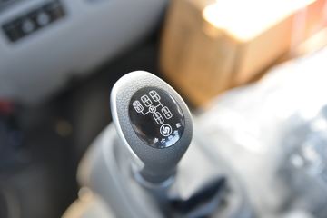 ���� �����K6L�п� ��ֵ�� 200���� 4X2 6.8����ʽ�ػ���(����)(HFC5161XXYP3K2A50KS)ͼƬ