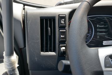 ���� �����K6L�п� ��ֵ�� 200���� 4X2 6.8����ʽ�ػ���(����)(HFC5161XXYP3K2A50KS)ͼƬ