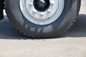 ���� �����K6L�п� ��ֵ�� 200���� 4X2 6.8����ʽ�ػ���(����)(HFC5161XXYP3K2A50KS)ͼƬ