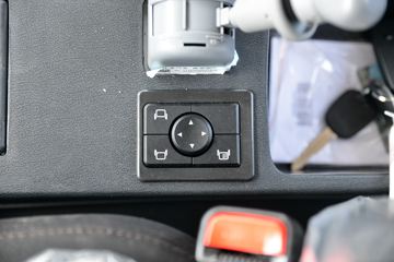 ���� �����K5L ��ֵ�� 245���� 6X2 6.2����ʽ�ػ���(����)(��������)ͼƬ