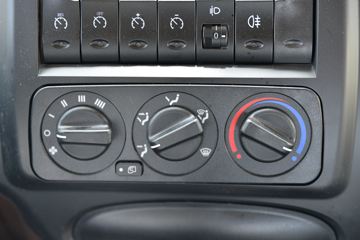 ���� �����K5L ��ֵ�� 245���� 6X2 6.2����ʽ�ػ���(����)(��������)ͼƬ