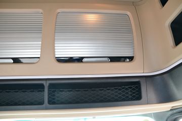 ���� �����A5W�ؿ� ��ֵ�� 350���� 8X2 9.4����ʽ�ػ���(����)ͼƬ