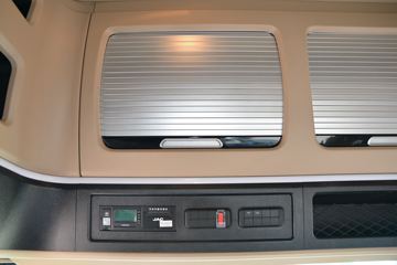 ���� �����A5W�ؿ� ��ֵ�� 350���� 8X2 9.4����ʽ�ػ���(����)ͼƬ