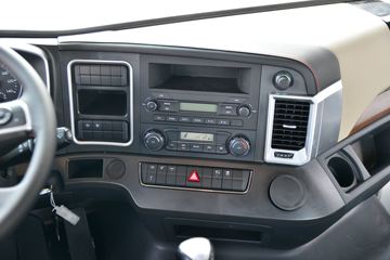 ���� �����A5W�ؿ� ��ֵ�� 350���� 8X2 9.4����ʽ�ػ���(����)ͼƬ