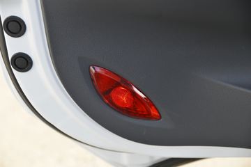 ����;�� T5 95���� 3.7�׵�������С��(����)(EQ1040S16DC)ͼƬ