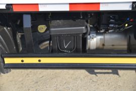 T5&nbsp;载货车底盘                                                图片