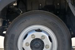 福田 时代领航5 156马力 4.75米排半栏板轻卡(国六)(BJ1083VEJEA-AA)