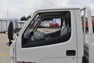 һ������ ��ž���1ϵ 84���� 4X2 3.265����ж��(CA3040K7L2E5-3)ͼƬ