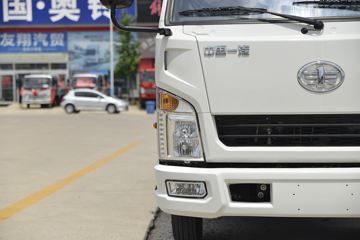 һ������ ��ž���1ϵ 84���� 4X2 3.265����ж��(CA3040K7L2E5-3)ͼƬ