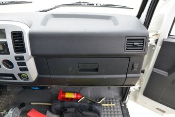 һ������ ��ž���1ϵ 84���� 4X2 3.265����ж��(CA3040K7L2E5-3)ͼƬ