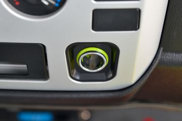 һ������ ��ž���1ϵ 84���� 4X2 3.265����ж��(CA3040K7L2E5-3)ͼƬ