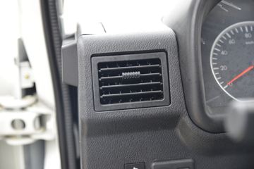 һ������ ��ž���1ϵ 84���� 4X2 3.265����ж��(CA3040K7L2E5-3)ͼƬ