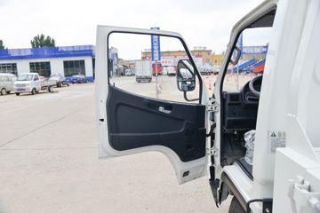 һ������ ��ž���1ϵ 84���� 4X2 3.265����ж��(CA3040K7L2E5-3)ͼƬ