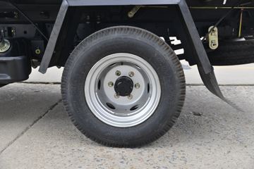 һ������ ��ž���1ϵ 84���� 4X2 3.265����ж��(CA3040K7L2E5-3)ͼƬ