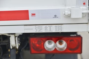 һ������ ��ž���1ϵ 84���� 4X2 3.265����ж��(CA3040K7L2E5-3)ͼƬ