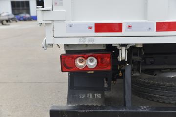 һ������ ��ž���1ϵ 84���� 4X2 3.265����ж��(CA3040K7L2E5-3)ͼƬ