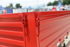 现代商用车 泓图500 156马力 4.165米单排栏板轻卡(CHM1090QDA33V)