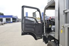 现代商用车 泓图500 156马力 4.165米单排仓栅式轻卡(CHM5090CCYQDA33V)