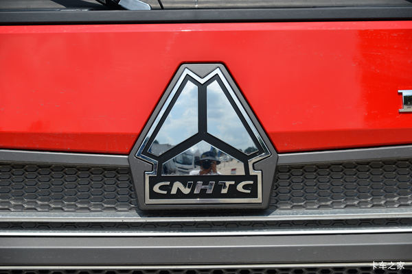 优惠1.8万 上海HOWO N5W载货车火热促销中