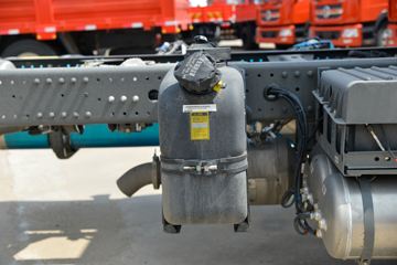 �й����� ����N5W�п� 220���� 4X2 6.75�ײ�դʽ�ػ���(����)(ZZ5187CCYK511JF1B)ͼƬ