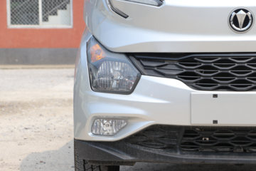 �ɵ� Q3ϵ�� 122���� 2.8�׵�������΢��ͼƬ