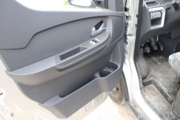 �ɵ� Q3ϵ�� 122���� 2.8�׵�������΢��ͼƬ