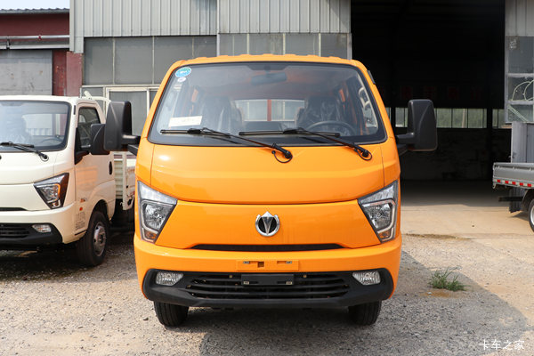 飞碟缔途 GX 1.8L 129马力 3.02米双排仓栅式微卡(国六)