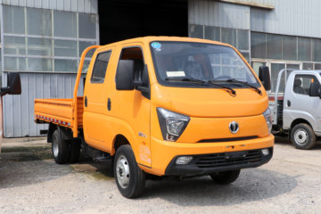 飞碟缔途 GX 1.8L 129马力 3.02米双排栏板微卡(国六)