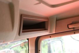 解放JH6&nbsp;自卸车驾驶室                                               图片