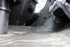 东风商用车 天锦KR 260马力 4X2 9.8米厢式载货车(国六)(DFH5180XXYE8)
