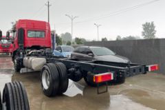 东风商用车 天锦KR 245马力 4X2 6.8米仓栅式载货车(国六)(DFH5180CCYEX7)